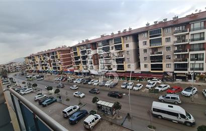 KÖRFEZ PETKİMPARKTA SATILIK CADDEYE CEPHE 3+1 FIRSAT DAİRE