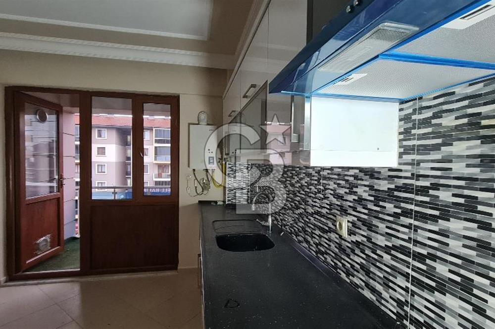 KÖRFEZ PETKİMPARKTA SATILIK CADDEYE CEPHE 3+1 FIRSAT DAİRE
