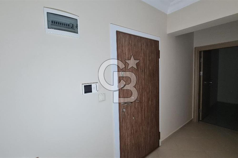 KÖRFEZ PETKİMPARKTA SATILIK CADDEYE CEPHE 3+1 FIRSAT DAİRE