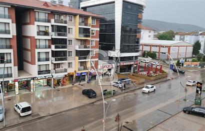 KÖRFEZ PETKİMPARKTA SATILIK CADDEYE CEPHE 3+1 FIRSAT DAİRE