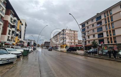 KÖRFEZ PETKİMPARKTA SATILIK CADDEYE CEPHE 3+1 FIRSAT DAİRE