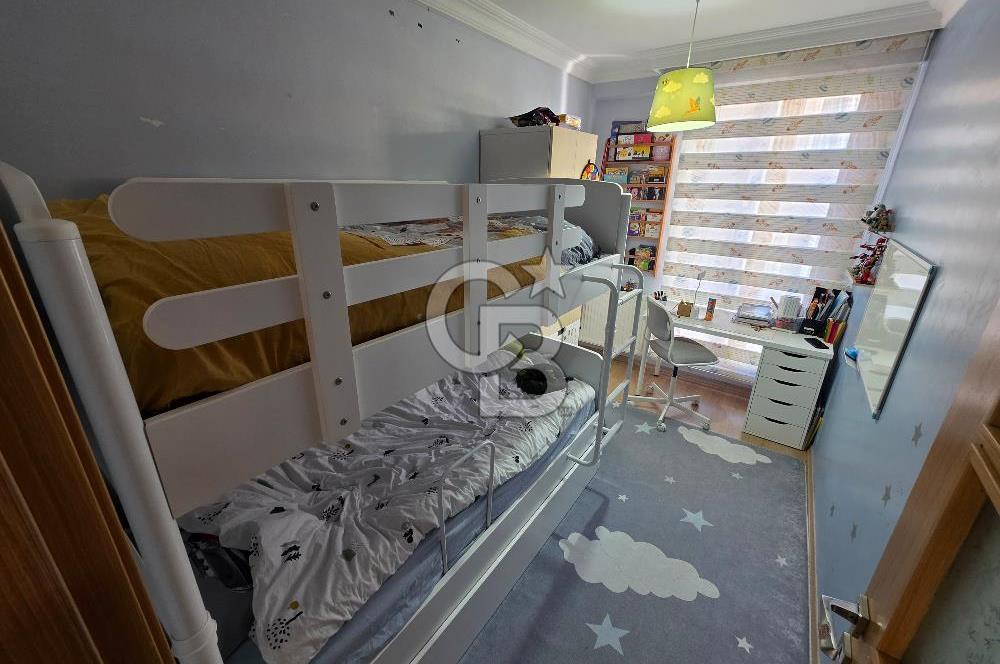 Elalmış Caddesinde Kapalı Otoparklı, Ferah 2+1 Satılık Daire