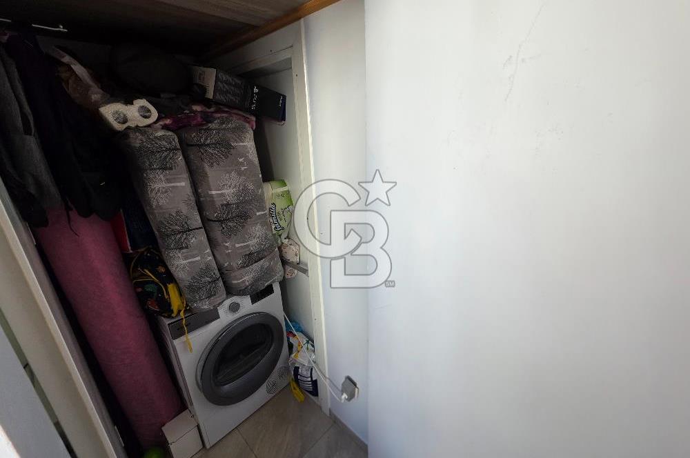 Elalmış Caddesinde Kapalı Otoparklı, Ferah 2+1 Satılık Daire