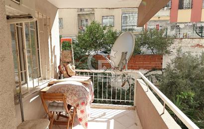 İnönü Cd. üzeri Göztepe Stadı karşısı mükemmel konumlu kiralık..