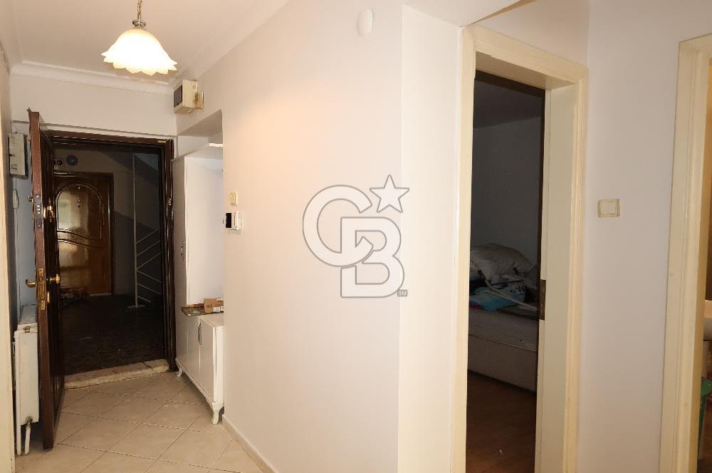İnönü Cd. üzeri Göztepe Stadı karşısı mükemmel konumlu kiralık..