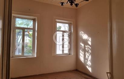 Bayraklı İzban Yanı Kiralık 2 Katlı Tarihi Müstakil Taş Bina