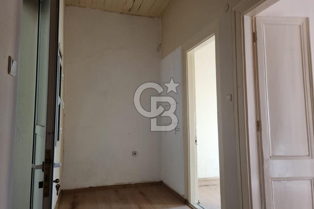 Bayraklı İzban Yanı Kiralık 2 Katlı Tarihi Müstakil Taş Bina