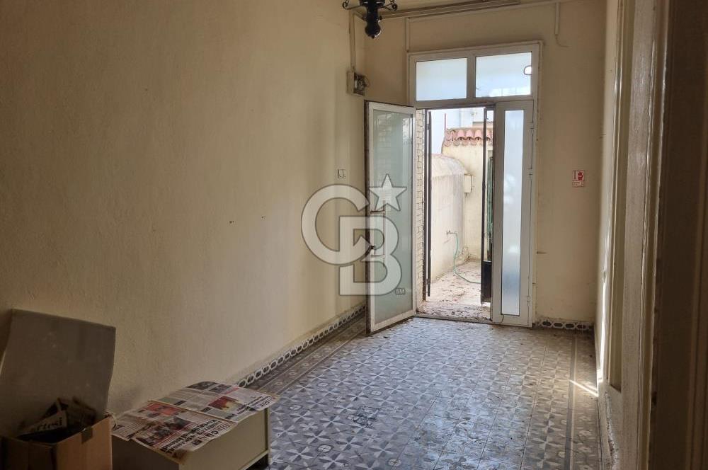 Bayraklı İzban Yanı Kiralık 2 Katlı Tarihi Müstakil Taş Bina