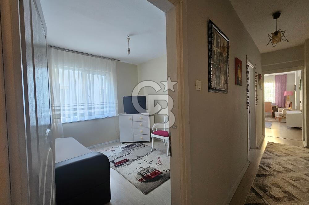 Ayvalık Ali Çetinkaya Mah.'de Satılık Arakat 2+1 Daire