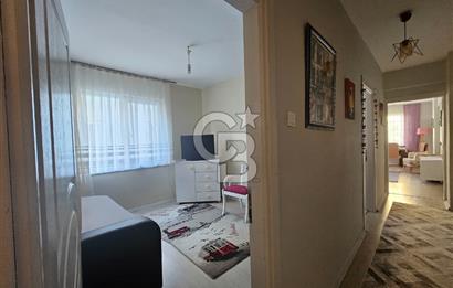 Ayvalık Ali Çetinkaya Mah.'de Satılık Arakat 2+1 Daire