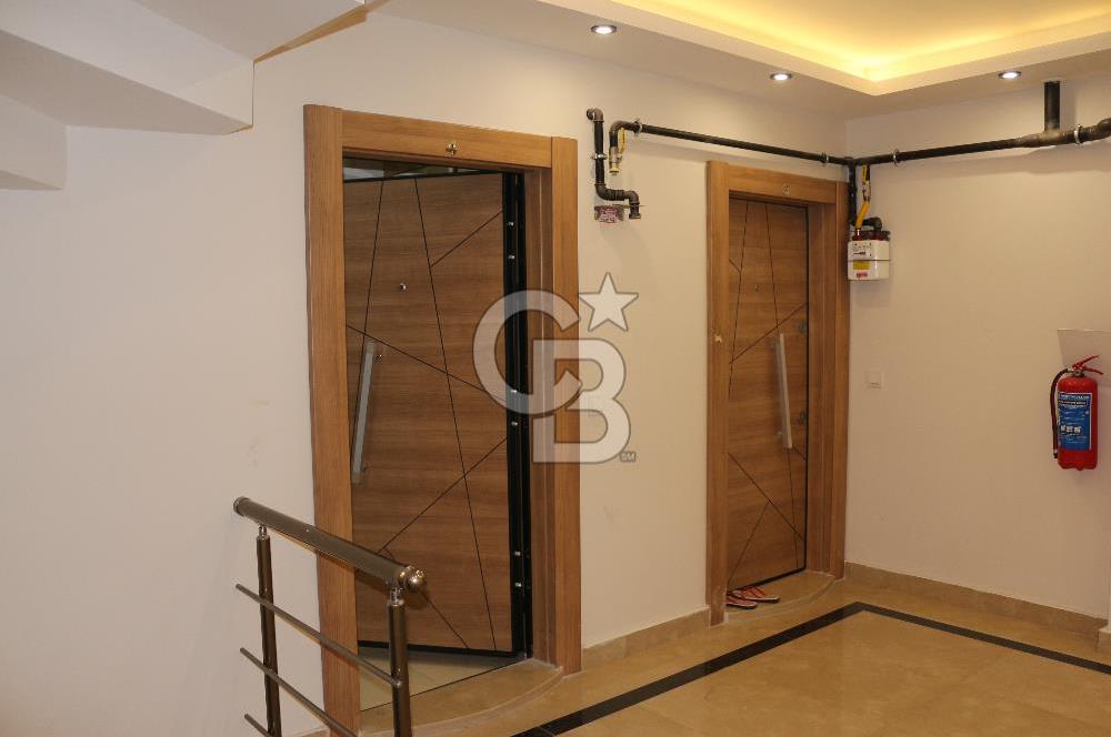 CUMHURİYET MAHALLESİ CADDEYE YAKIN KİRALIK 1+1 TEMİZ DAİRE