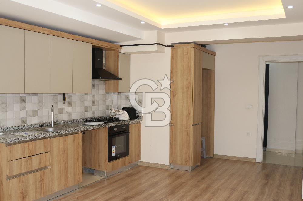 CUMHURİYET MAHALLESİ CADDEYE YAKIN KİRALIK 1+1 TEMİZ DAİRE