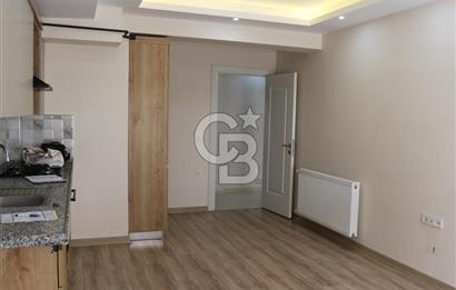 CUMHURİYET MAHALLESİ CADDEYE YAKIN KİRALIK 1+1 TEMİZ DAİRE