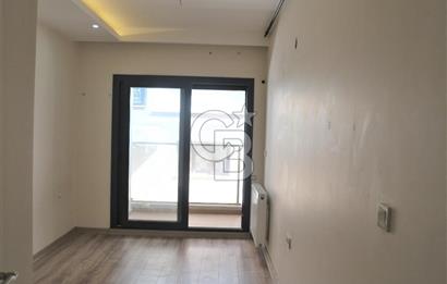 CUMHURİYET MAHALLESİ CADDEYE YAKIN KİRALIK 1+1 TEMİZ DAİRE