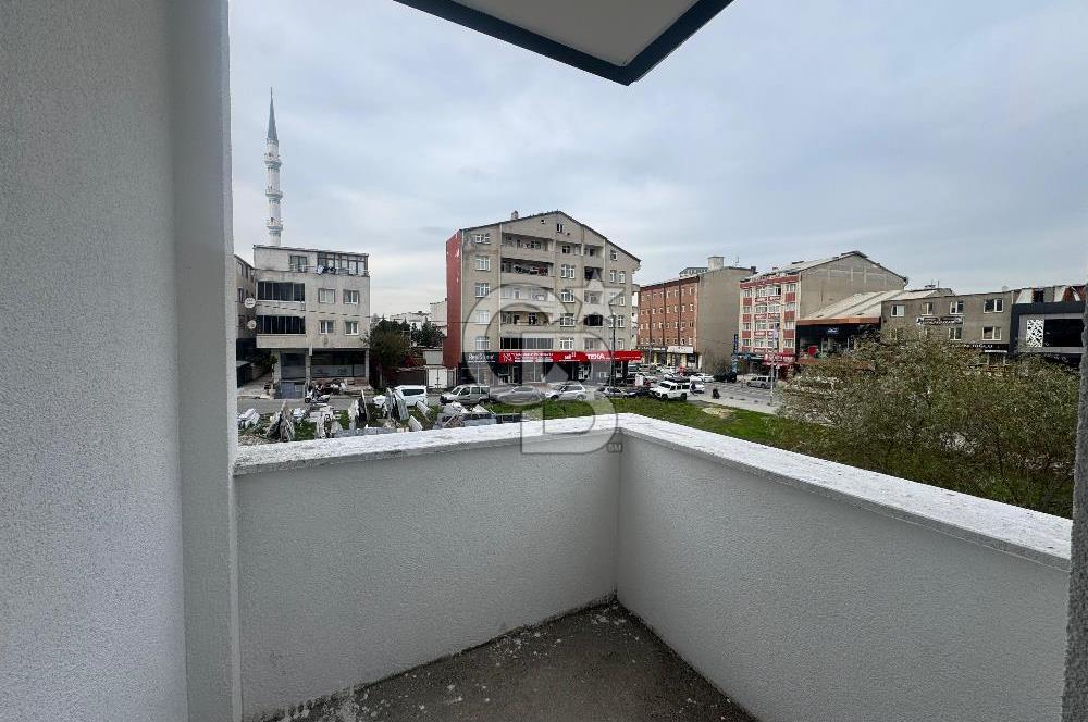 SATILIK ARNAVUTKÖY FATİH CADDESİNE CEPHE SIFIR DAİRE