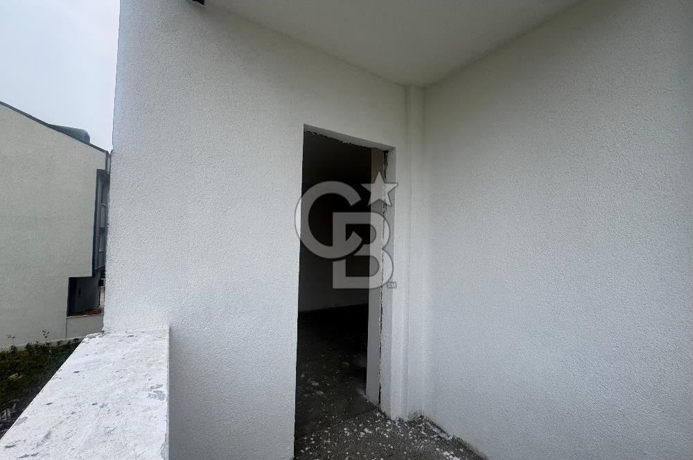 SATILIK ARNAVUTKÖY FATİH CADDESİNE CEPHE SIFIR DAİRE