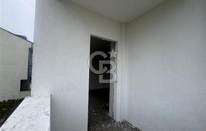 SATILIK ARNAVUTKÖY FATİH CADDESİNE CEPHE SIFIR DAİRE