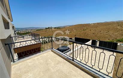 Seferihisar Iyonya Konakları’nda Satılık Lüks 5+2 Villa – Geniş Bahçe & Havuz Keyfi!