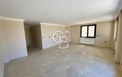 Seferihisar Iyonya Konakları’nda Satılık Lüks 5+2 Villa – Geniş Bahçe & Havuz Keyfi!