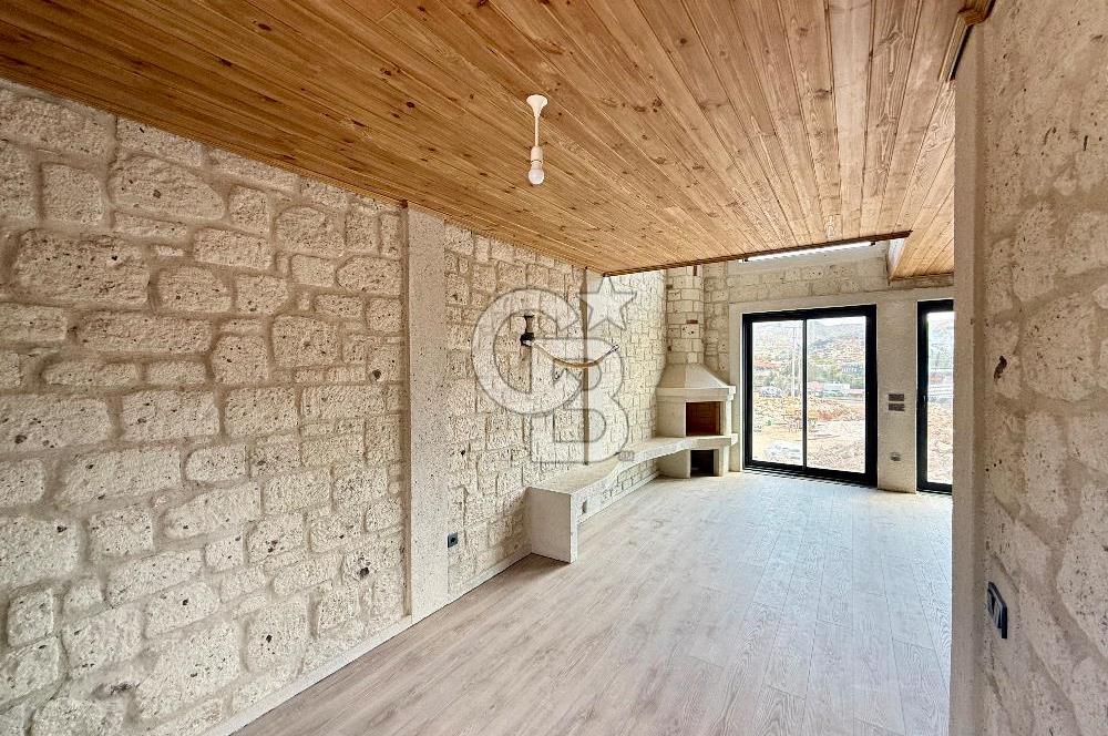 Urla Balıklıova – Çınar Konaklarında Satılık Villa