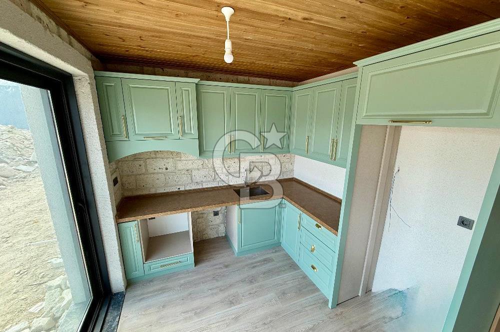 Urla Balıklıova – Çınar Konaklarında Satılık Villa