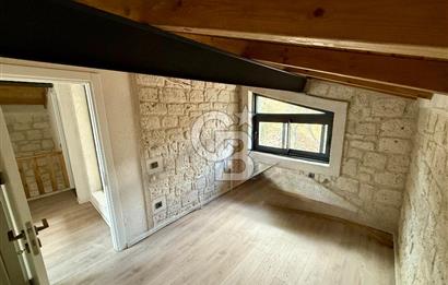 Urla Balıklıova – Çınar Konaklarında Satılık Villa