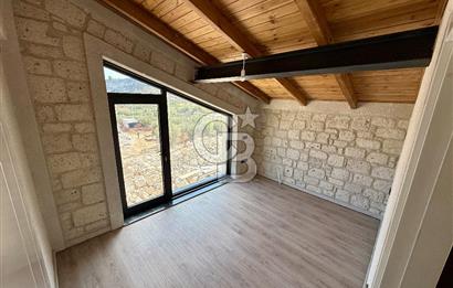 Urla Balıklıova – Çınar Konaklarında Satılık Villa