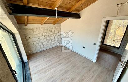 Urla Balıklıova – Çınar Konaklarında Satılık Villa