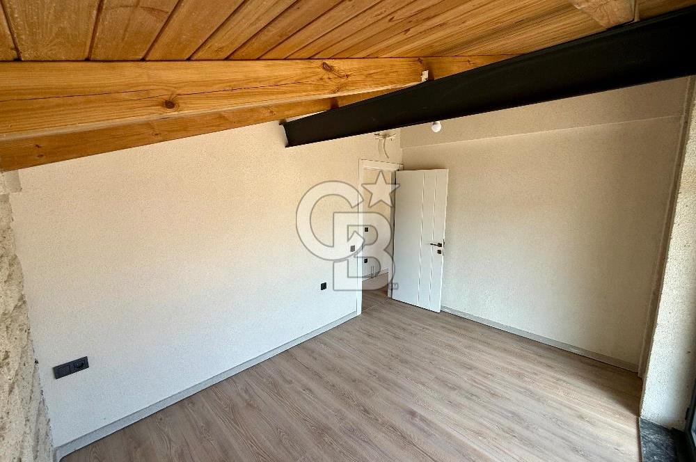 Urla Balıklıova – Çınar Konaklarında Satılık Villa