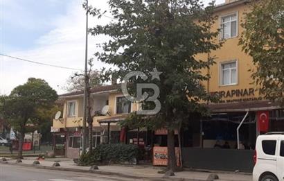 Çekmeköy Sırapınarda Üçkat Villa İmarlı Arsa