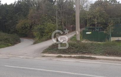 Çekmeköy Sırapınarda Üçkat Villa İmarlı Arsa