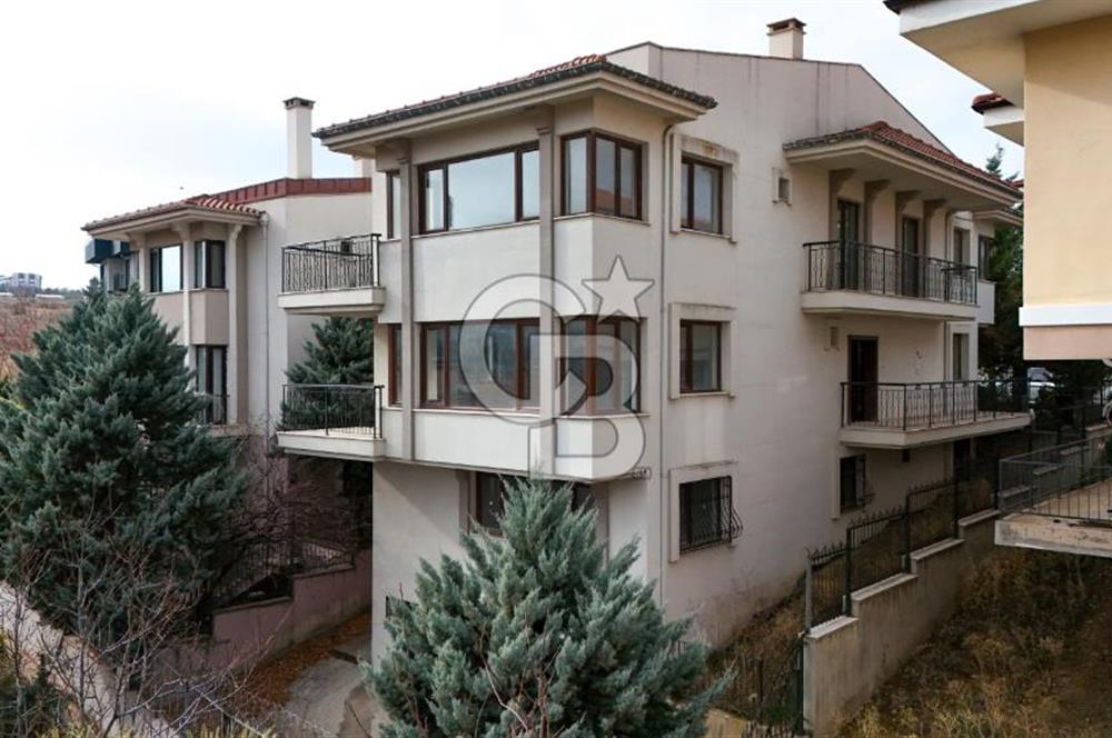 BEYTEPE MERKEZİ LOKASYONDA İLERİ NATAMAM 6+2 VİLLA 