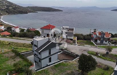 Dikili Çandarlı'da Müstakil Tripleks 3+2 Villa