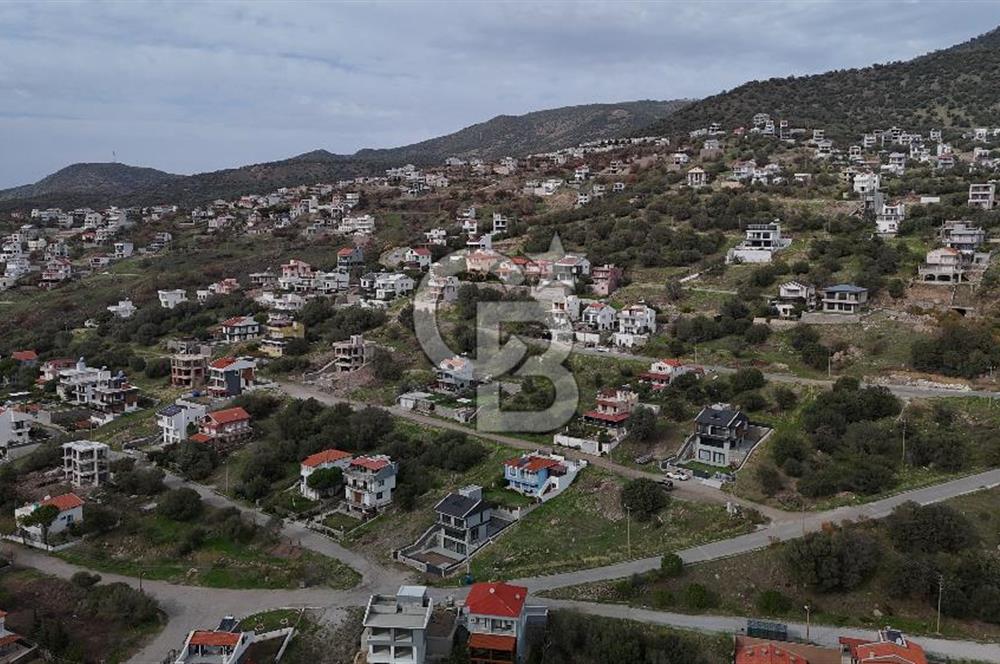 Dikili Çandarlı'da Müstakil Tripleks 3+2 Villa