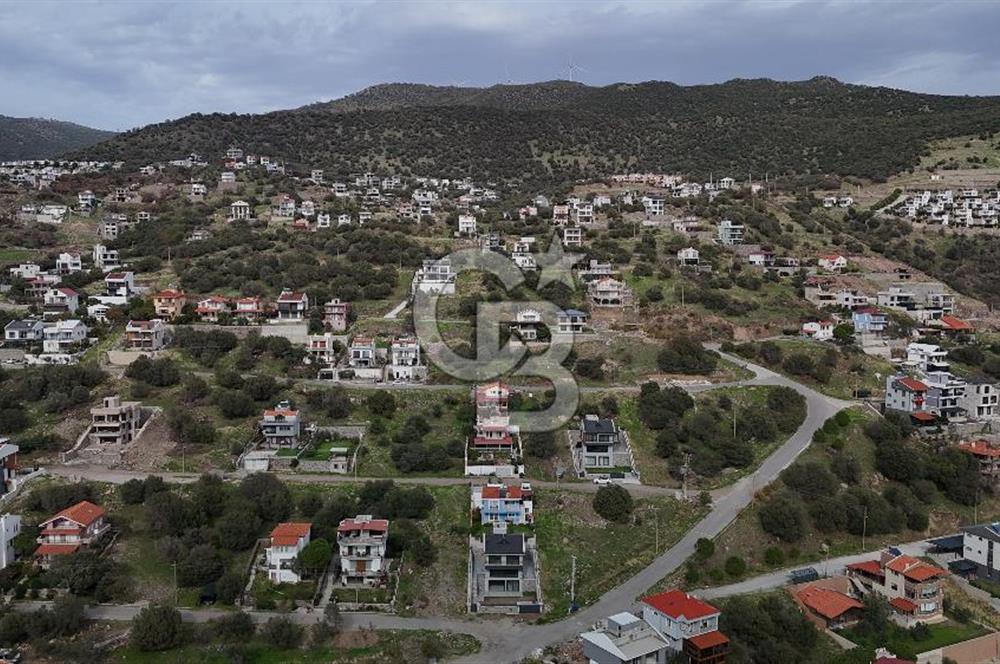 Dikili Çandarlı'da Müstakil Tripleks 3+2 Villa