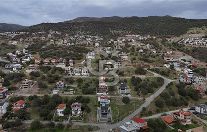 Dikili Çandarlı'da Müstakil Tripleks 3+2 Villa