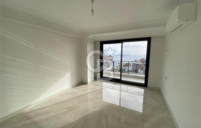 Dikili Çandarlı'da Müstakil Tripleks 3+2 Villa