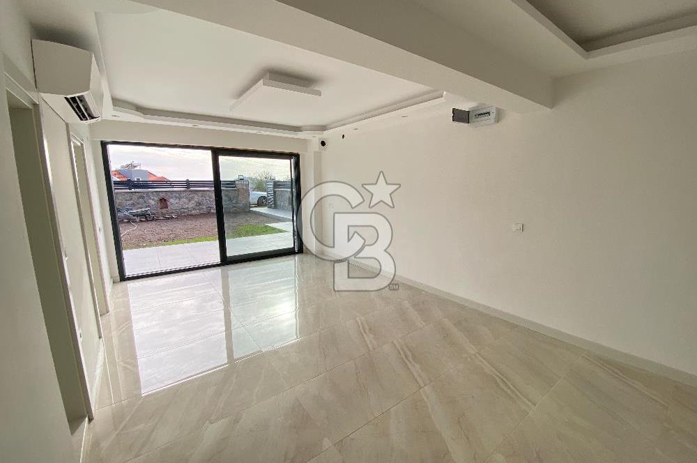 Dikili Çandarlı'da Müstakil Tripleks 3+2 Villa