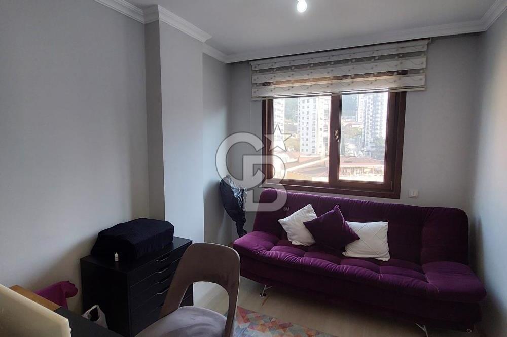 KARTAL'DA SİTE İÇERİSİNDE EBEVEYN BANYOLU SATILIK 3+1 DAİRE