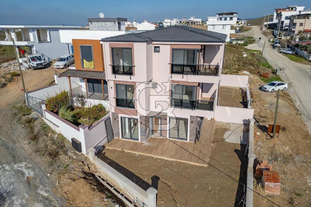 Ebeveyn Banyolu 4+1 Luks Ikiz Villa