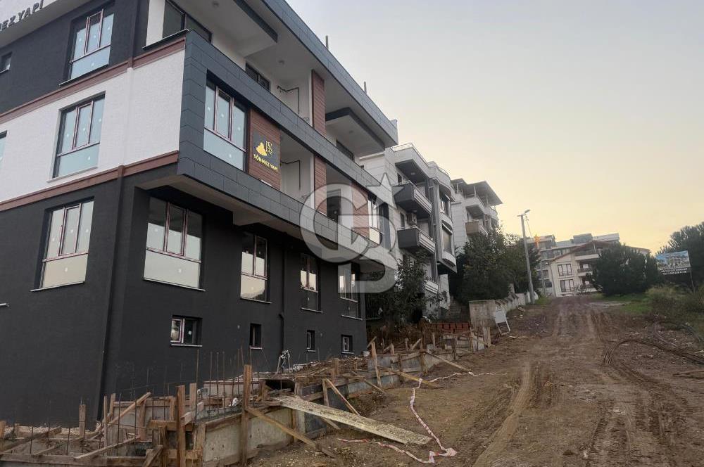 YALOVA ÇİFTLİKKÖYDE ÜÇ KAT İMARLI GÜZEL KONUMDA SATILIK ARSA!