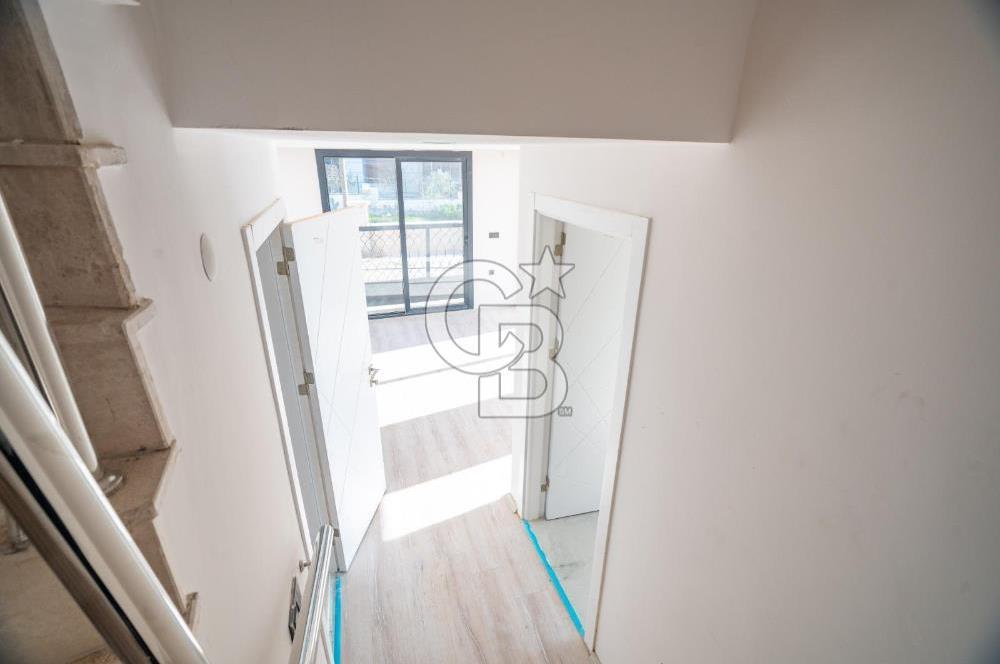 Ebeveyn Banyolu 4+1 Luks Ikiz Villa