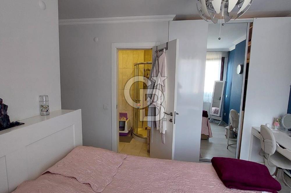 KARTAL'DA SİTE İÇERİSİNDE EBEVEYN BANYOLU SATILIK 3+1 DAİRE