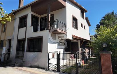 İzmir Bornova Forum AVM Yakını 4+1 Tripleks Müstakil Villa