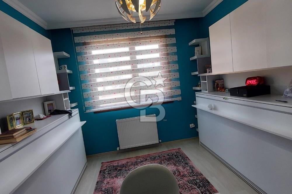 KARTAL'DA SİTE İÇERİSİNDE EBEVEYN BANYOLU SATILIK 3+1 DAİRE