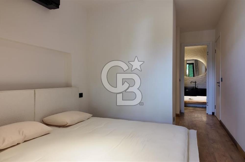 Çeşme Alaçatı Port Satılık Ters Dubleks Full Eşyalı 2+1 Villa