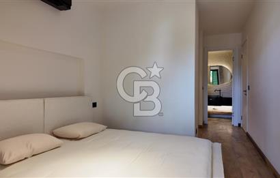 Çeşme Alaçatı Port Satılık Ters Dubleks Full Eşyalı 2+1 Villa