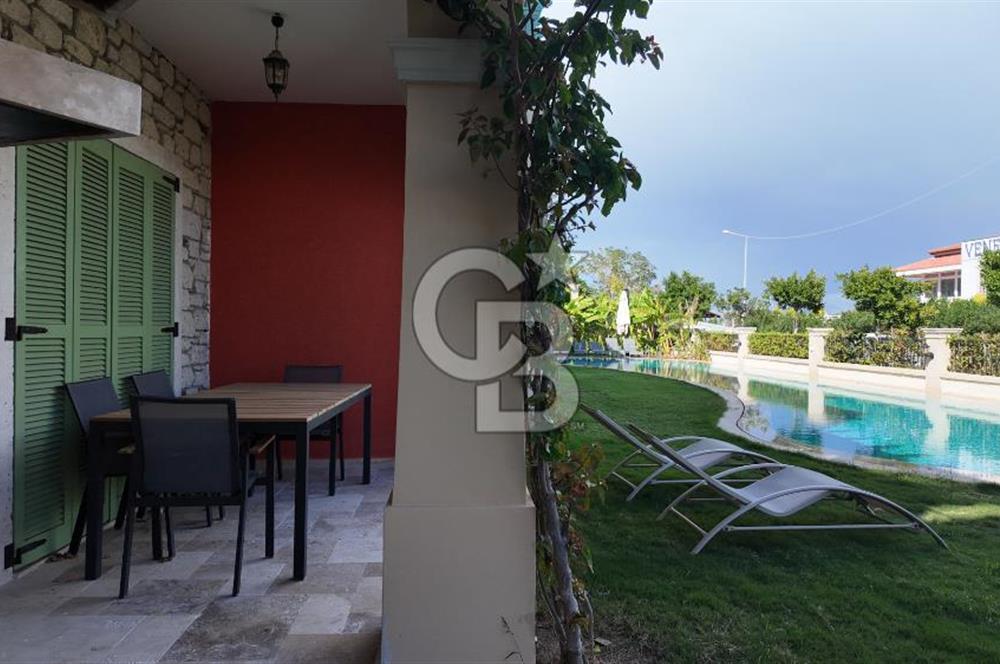 Çeşme Alaçatı Port Satılık Ters Dubleks Full Eşyalı 2+1 Villa