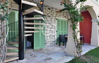 Çeşme Alaçatı Port Satılık Ters Dubleks Full Eşyalı 2+1 Villa