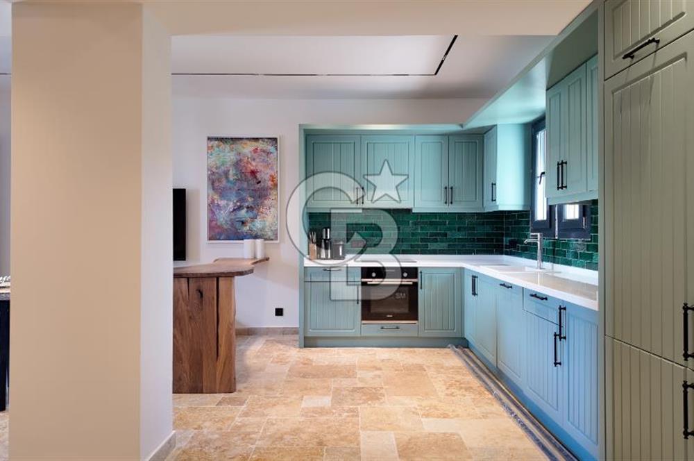 Çeşme Alaçatı Port Satılık Ters Dubleks Full Eşyalı 2+1 Villa